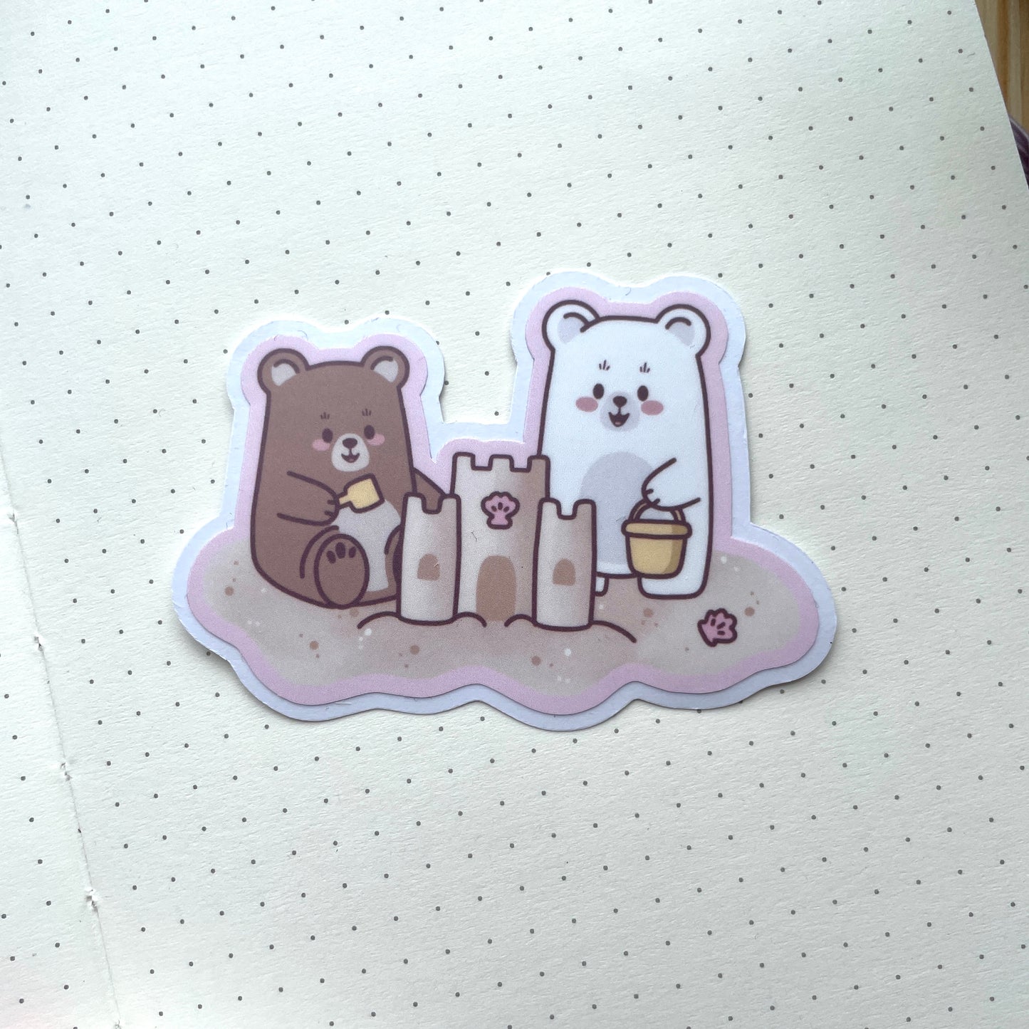 Vinyl Sticker - Bears Building Sandcastle | Bears At The Beach