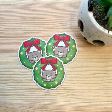 Magnet - Cute Bear In Wreath | A Cosy Christmas