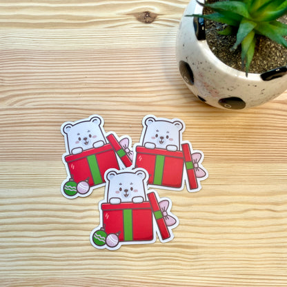 Magnet - Bear Popping Out Of Christmas Present | A Cosy Christmas