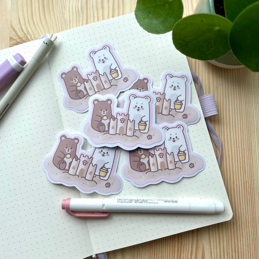 Vinyl Sticker - Bears Building Sandcastle | Bears At The Beach