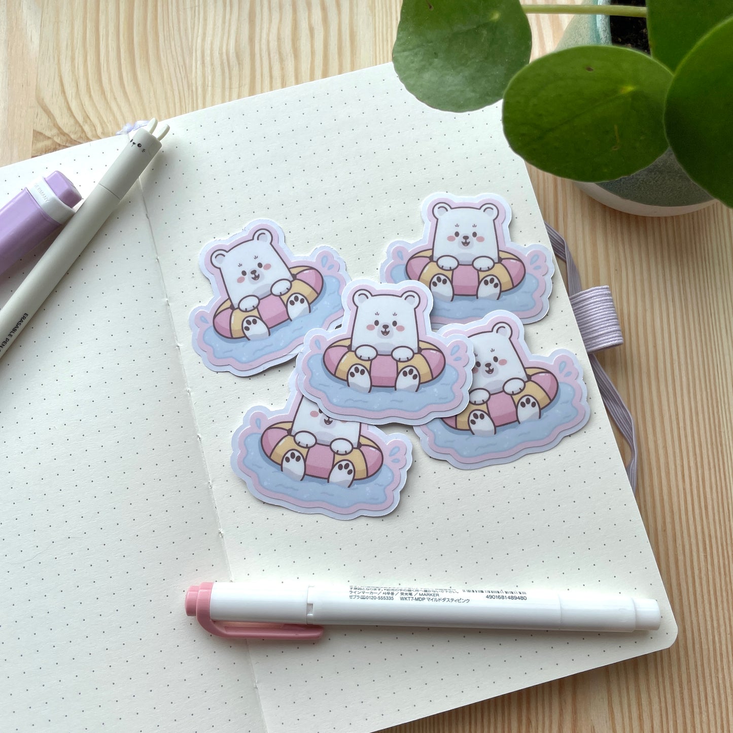 Vinyl Sticker - Bear Swimming With Floaty | Bears At The Beach